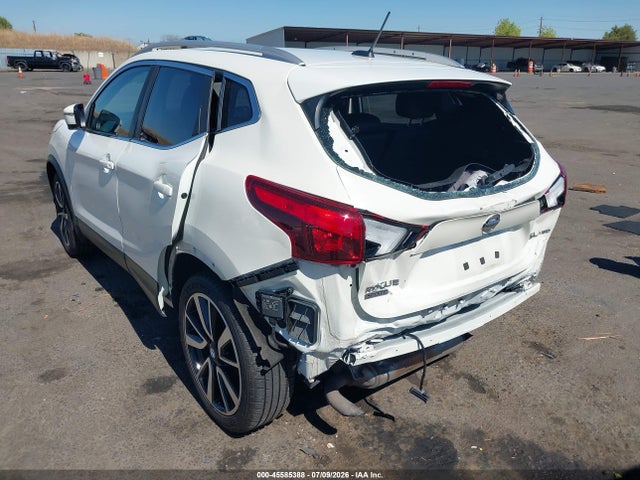 JN1BJ1CR7HW142296 Nissan Rogue Sport Sl
