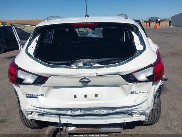 JN1BJ1CR7HW142296 Nissan Rogue Sport Sl