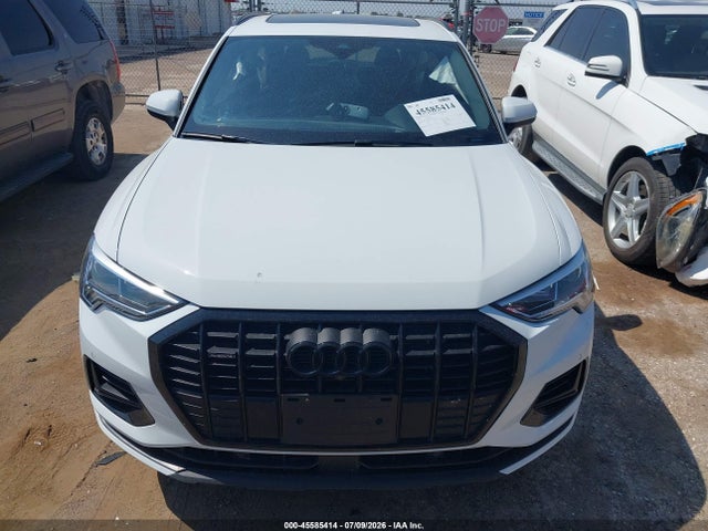 2024 Audi Q3 Premium Plus 40 Tfsi Quattro Tiptronic მანქანა იყიდება აუქციონზე, vin: WA1BUCF33R1051185, აუქციონის ნომერი: 45585414