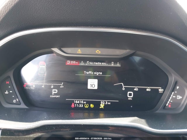 2024 Audi Q3 Premium Plus 40 Tfsi Quattro Tiptronic მანქანა იყიდება აუქციონზე, vin: WA1BUCF33R1051185, აუქციონის ნომერი: 45585414