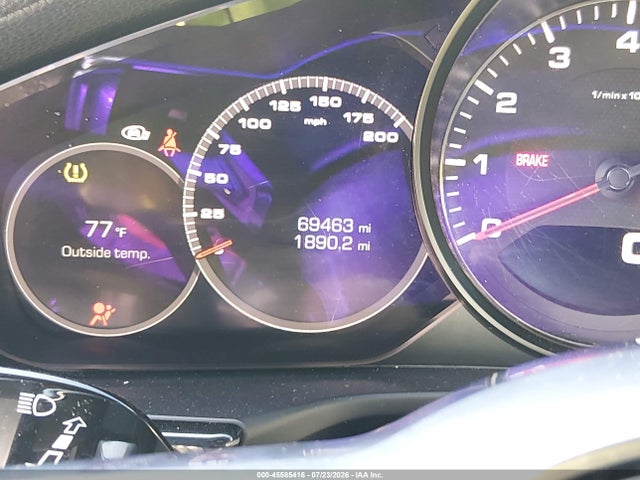 45585416 :رقم المزاد ، WP0AB2A77JL134607 vin ، 2018 Porsche Panamera 4s مزاد بيع