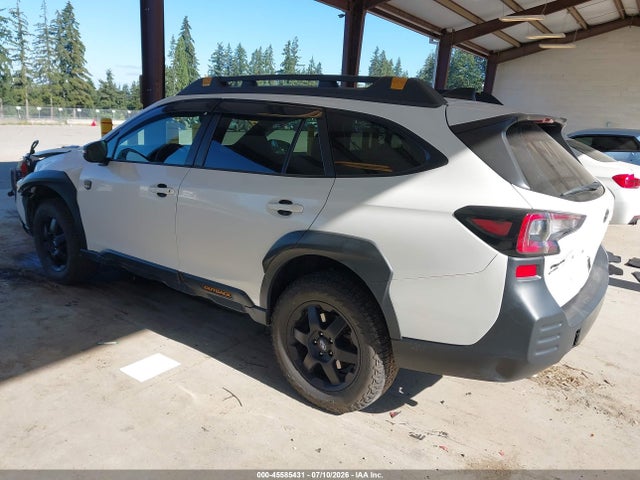 4S4BTGSDXP3132180 Subaru Outback Wilderness