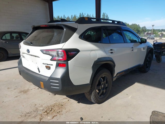 4S4BTGSDXP3132180 Subaru Outback Wilderness