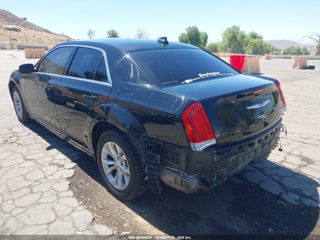 2C3CCAAG2KH654555 Chrysler 300 Touring