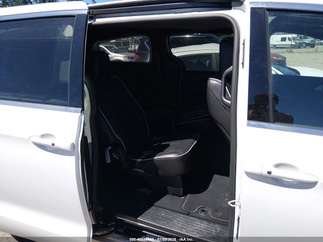 Продаж на аукціоні авто 2026 Chrysler Pacifica Limited, vin: 2C4RC1GG4TR182660, номер лоту: 45585440