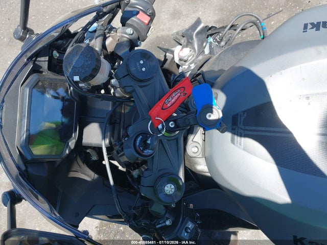 Продаж на аукціоні авто 2025 Kawasaki Zx636 K, vin: JKBZXJJ12SA027199, номер лоту: 45585481