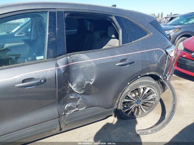 Ford ESCAPE SE 2022 1FMCU0G6XNUB83642 Image 6