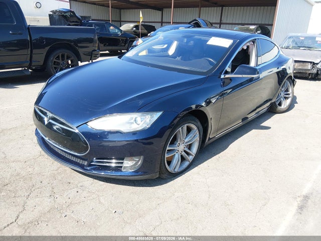 2014 Tesla Model S მანქანა იყიდება აუქციონზე, vin: 5YJSA1S19EFP36011, აუქციონის ნომერი: 45585528
