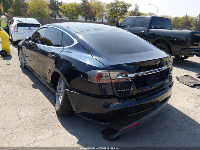 2014 Tesla Model S მანქანა იყიდება აუქციონზე, vin: 5YJSA1S19EFP36011, აუქციონის ნომერი: 45585528