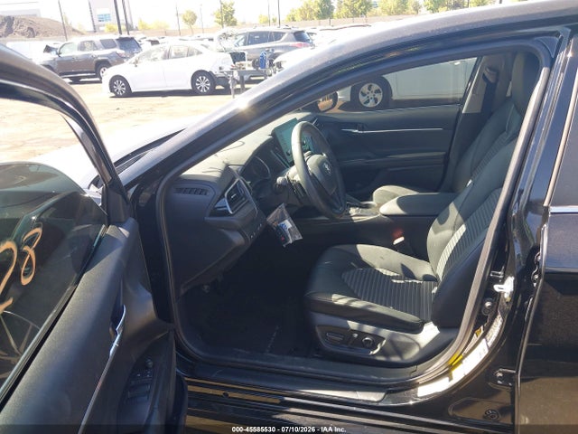 4T1T11AK0NU693177 Toyota CAMRY SE