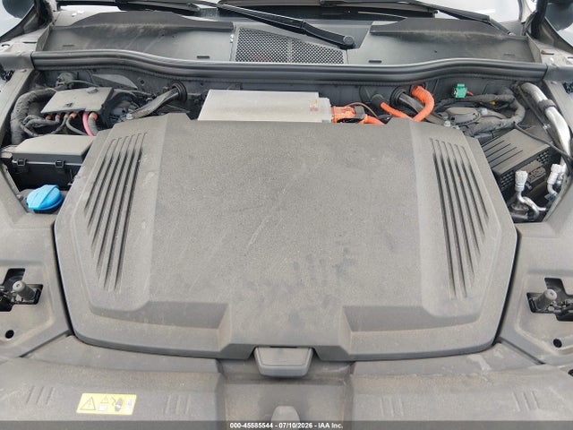 WA1LAAGE9KB010321 Audi E-tron Premium Plus