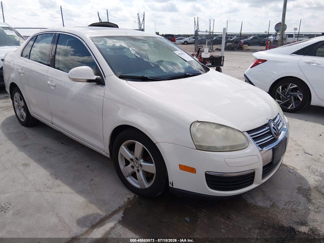 2008 Volkswagen Jetta Se/sel მანქანა იყიდება აუქციონზე, vin: 3VWRZ71K78M032245, აუქციონის ნომერი: 45585573