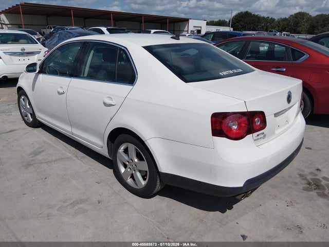 2008 Volkswagen Jetta Se/sel მანქანა იყიდება აუქციონზე, vin: 3VWRZ71K78M032245, აუქციონის ნომერი: 45585573