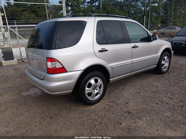 45585578 :رقم المزاد ، 4JGAB54E82A295164 vin ، 2002 Mercedes-benz Ml 320 مزاد بيع