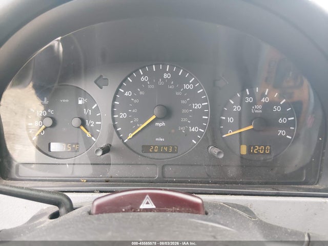 45585578 :رقم المزاد ، 4JGAB54E82A295164 vin ، 2002 Mercedes-benz Ml 320 مزاد بيع