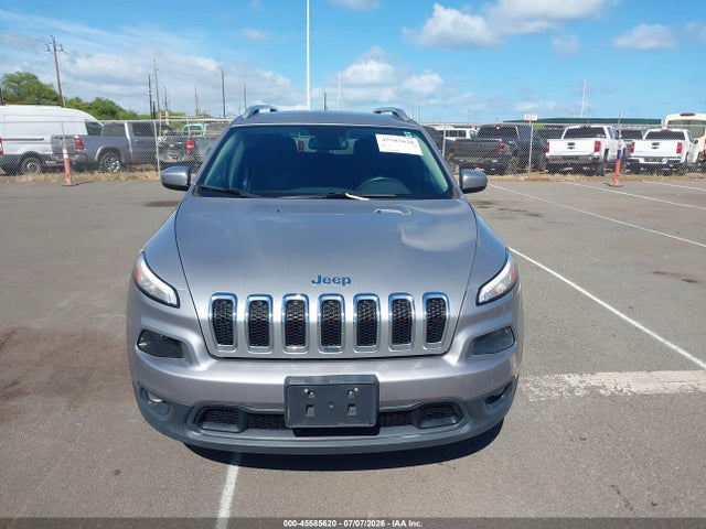 1C4PJLCB0JD561545 Jeep Cherokee Latitude Fwd