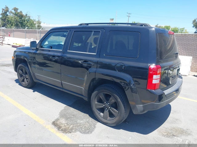 45585638 :رقم المزاد ، 1C4NJPBA8FD107493 vin ، 2015 Jeep Patriot Altitude Edition مزاد بيع