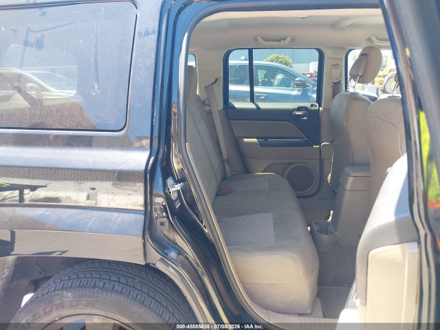 Jeep Patriot Altitude Edition 2015 1C4NJPBA8FD107493 Image 8
