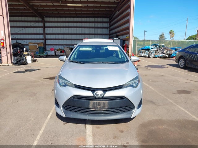Aukcja sprzedaży 2018 Toyota Corolla Le, vin: 5YFBURHE6JP760121, numer aukcji: 45585655