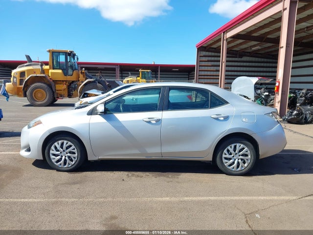 Aukcja sprzedaży 2018 Toyota Corolla Le, vin: 5YFBURHE6JP760121, numer aukcji: 45585655