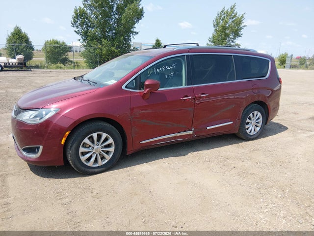 2019 Chrysler Pacifica Touring L მანქანა იყიდება აუქციონზე, vin: 2C4RC1BG7KR626152, აუქციონის ნომერი: 45585665