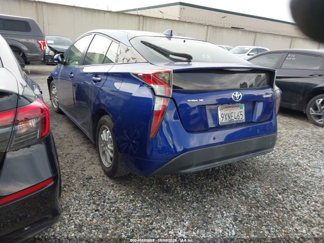 Toyota Prius Three 2017 JTDKARFUXH3053206 Image 3