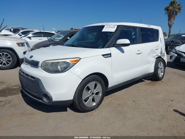 KIA Soul 2016 KNDJN2A22G7357747 Image 2