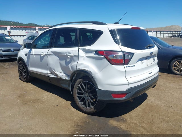 Ford ESCAPE SE 2018 1FMCU9GD9JUC59882 Image 3