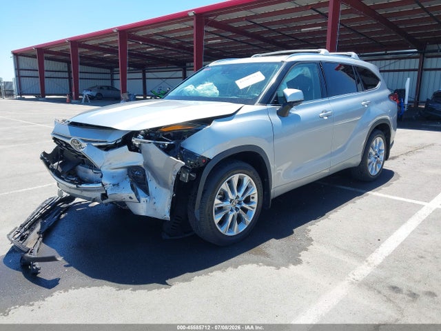 5TDDZRBH7NS186428 Toyota Highlander Limited