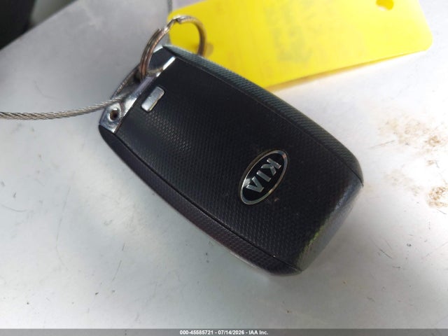 KIA Sedona Sx 2016 KNDMC5C12G6169762 Image 11