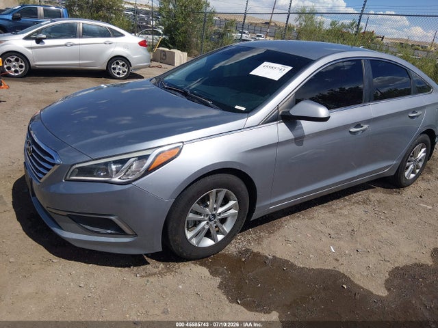 Hyundai Sonata 2017 5NPE24AF1HH456064 Image 2