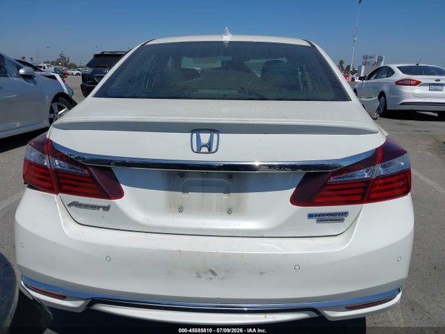 45585810 :رقم المزاد ، JHMCR6F74HC023204 vin ، 2017 Honda Accord Hybrid Touring مزاد بيع