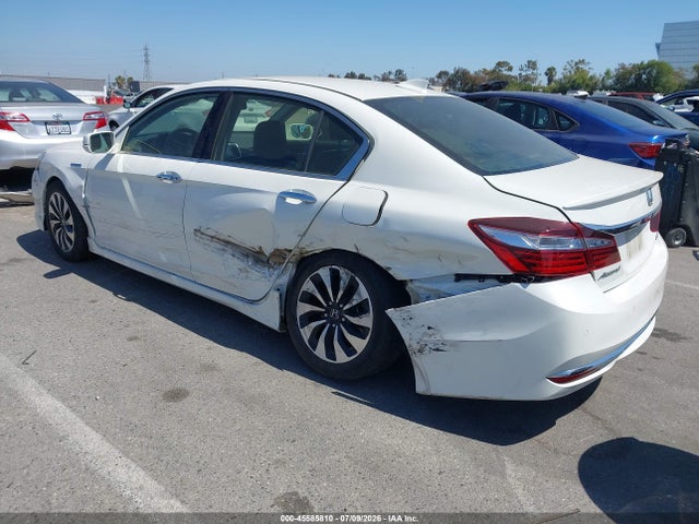 45585810 :رقم المزاد ، JHMCR6F74HC023204 vin ، 2017 Honda Accord Hybrid Touring مزاد بيع