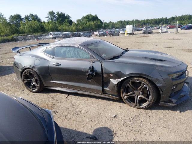45585815 :رقم المزاد ، 1G1FH1R70J0124031 vin ، 2018 Chevrolet Camaro 2ss مزاد بيع