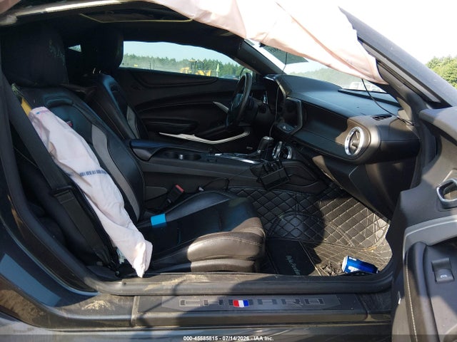 45585815 :رقم المزاد ، 1G1FH1R70J0124031 vin ، 2018 Chevrolet Camaro 2ss مزاد بيع