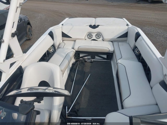AWRC4307L415 Axis Wake