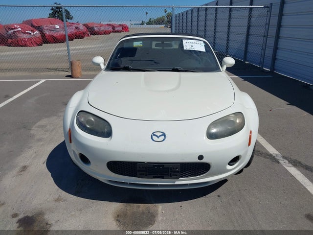 Продажа на аукционе авто 2006 Mazda Mx-5, vin: JM1NC25F460107406, номер лота: 45585832