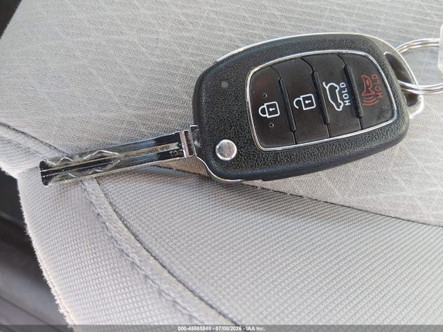 Hyundai TUCSON SE 2018 KM8J2CA47JU673861 Image 11