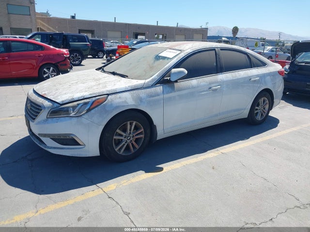 Hyundai SONATA SE 2015 5NPE24AF2FH220939 Image 2