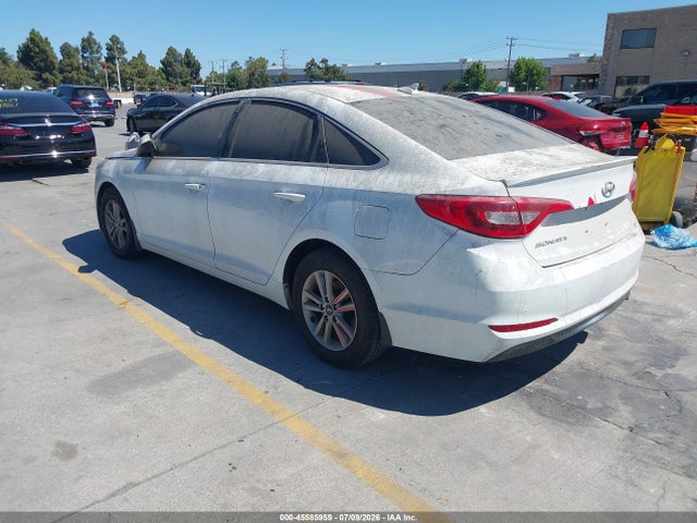 Hyundai SONATA SE 2015 5NPE24AF2FH220939 Image 3