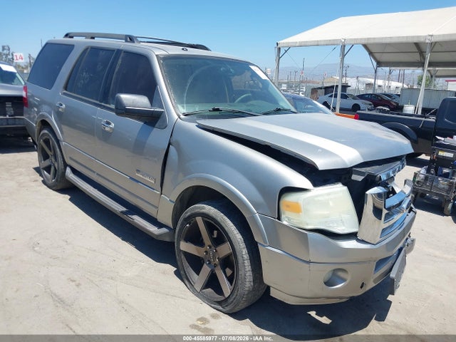 45585977 :رقم المزاد ، 1FMFU15528LA17154 vin ، 2008 Ford Expedition Xlt مزاد بيع