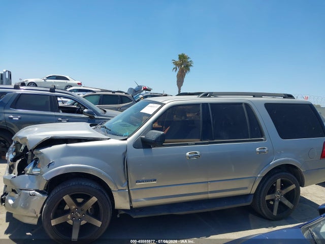 Auction sale of the 2008 Ford Expedition Xlt, vin: 1FMFU15528LA17154, lot number: 45585977