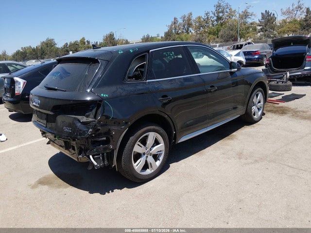 WA1BNAFY0J2106249 Audi Q5 2.0t Premium/2.0t Tech Premium
