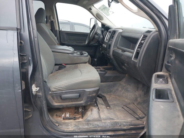 Продажа на аукционе авто 2013 Ram 2500 Tradesman, vin: 3C6UR5CL6DG599795, номер лота: 45585989