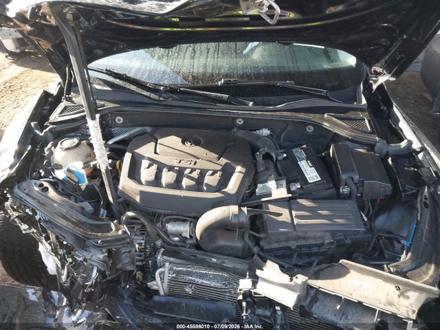 1VWBA7A3XJC024973 Volkswagen Passat 2.0t Se
