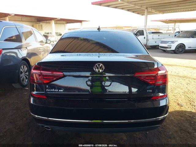 1VWBA7A3XJC024973 Volkswagen Passat 2.0t Se