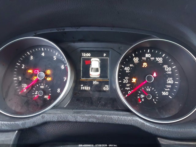 1VWBA7A3XJC024973 Volkswagen Passat 2.0t Se
