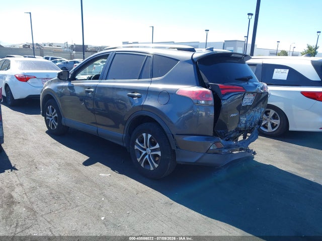 Toyota RAV4 LE 2016 JTMZFREV9GJ066405 Image 3