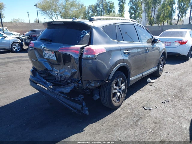Toyota RAV4 LE 2016 JTMZFREV9GJ066405 Image 4