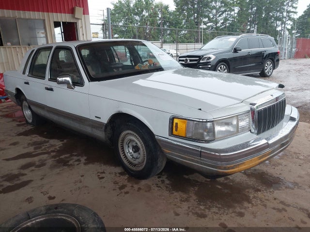 Продажа на аукционе авто 1990 Lincoln Town Car Signature, vin: 1LNLM82FXLY631101, номер лота: 45586072